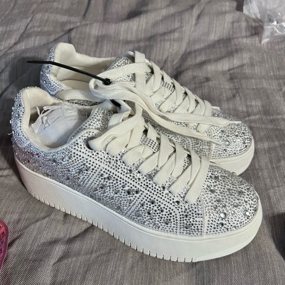 Steve Madden Women's Sonic Sneaker